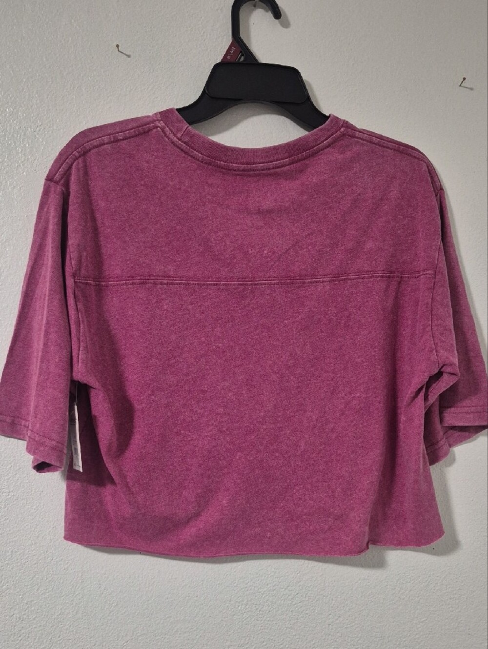 Betty Boop Burgundy Women's Graphic Tee With Slouchy Shorts - Picture 7 of 9